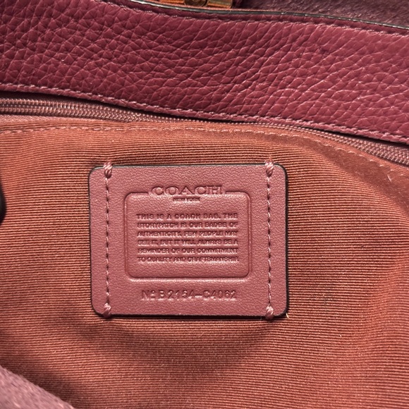 Coach Tote 27 Red Embossed Leather Tote and Wallet - Picture 9 of 14